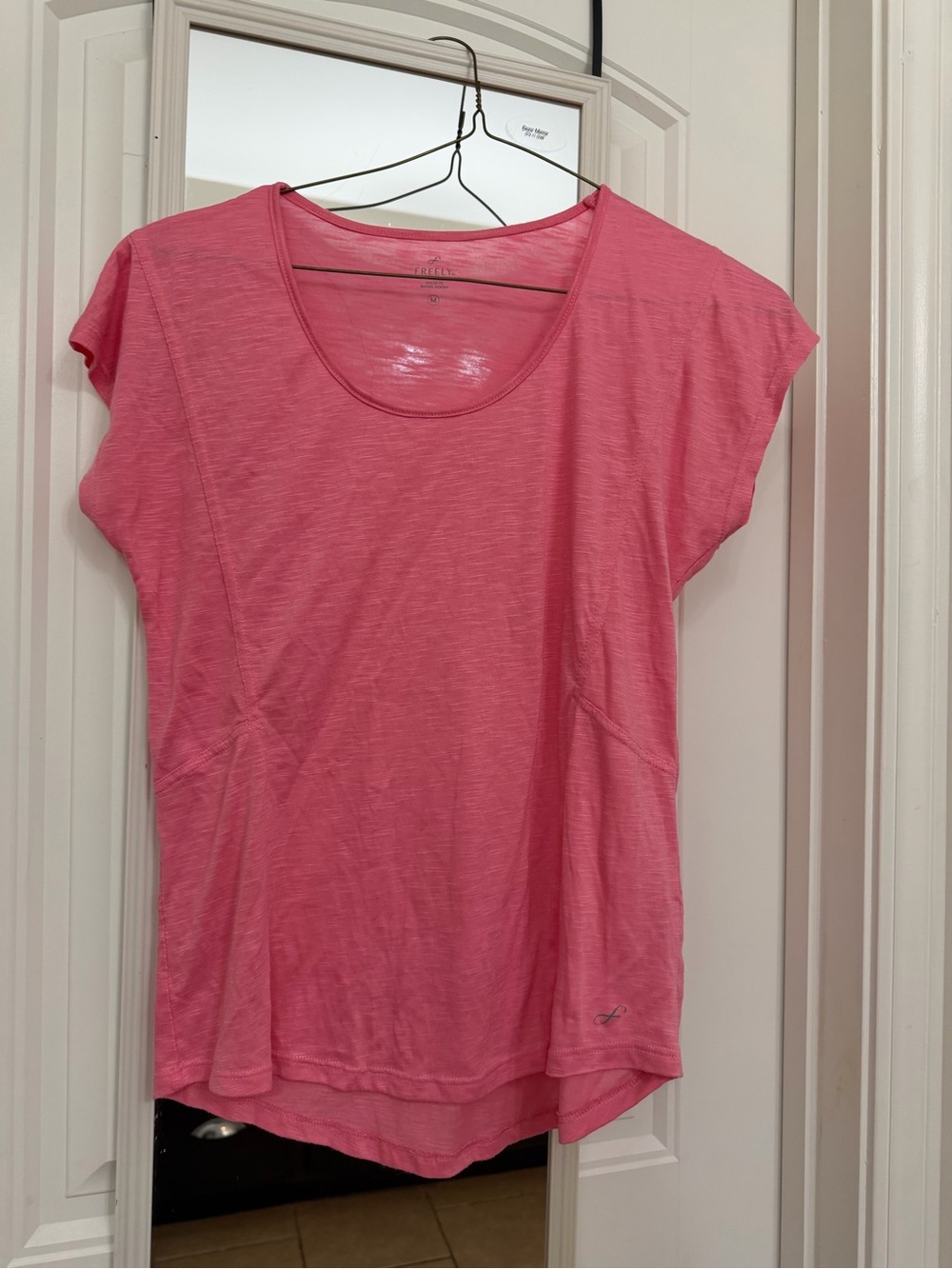 Lightweight Women's Pink Short-Sleeve Performance Tee